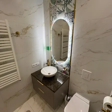 Апартаменти Platinum Lux *